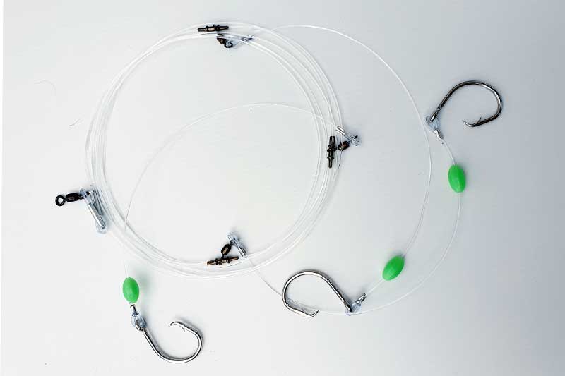 Load image into Gallery viewer, Bar Cod &amp; Flame Snapper Rig - 3 hook. Australian Made
