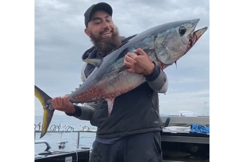 Load image into Gallery viewer, Spreader Bar - SBT Tuna Fishing Teaser. SIDEWINDER
